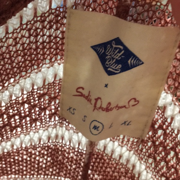 Juniors Top - Picture 3 of 3